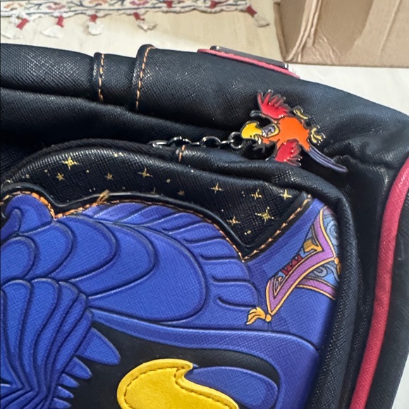 Disney loungefly mini Aladdin backpack 🎒 - Picture 4 of 6
